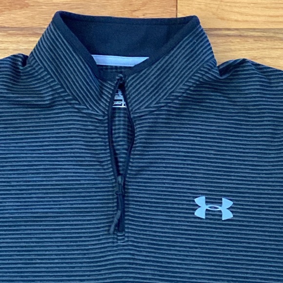 Under Armour Striped Long Sleeve Cold Gear Shirt Sz M - Picture 6 of 8